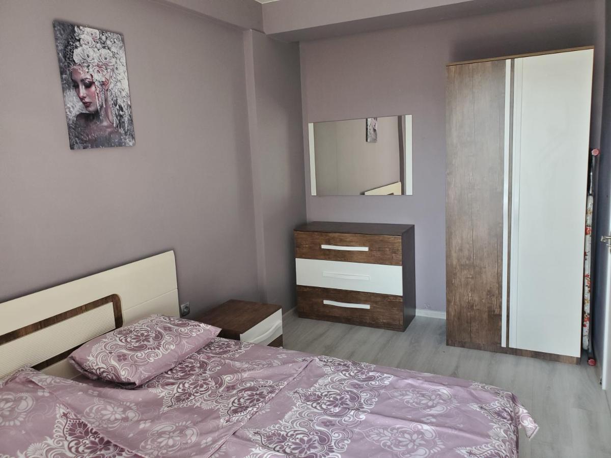 Cozy 1-Bedroom Unit In Tbilisi, With Amazing View Ngoại thất bức ảnh
