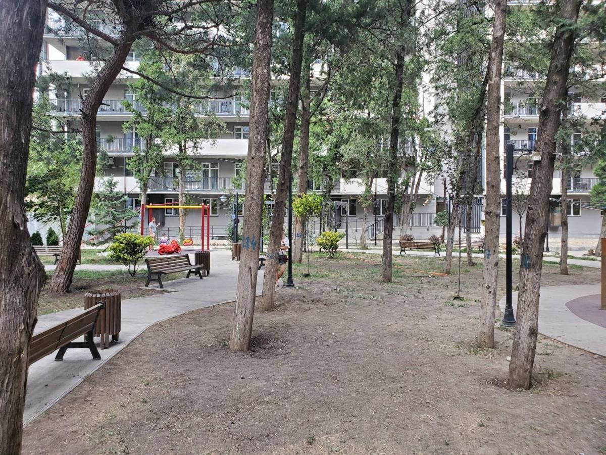 Cozy 1-Bedroom Unit In Tbilisi, With Amazing View Ngoại thất bức ảnh